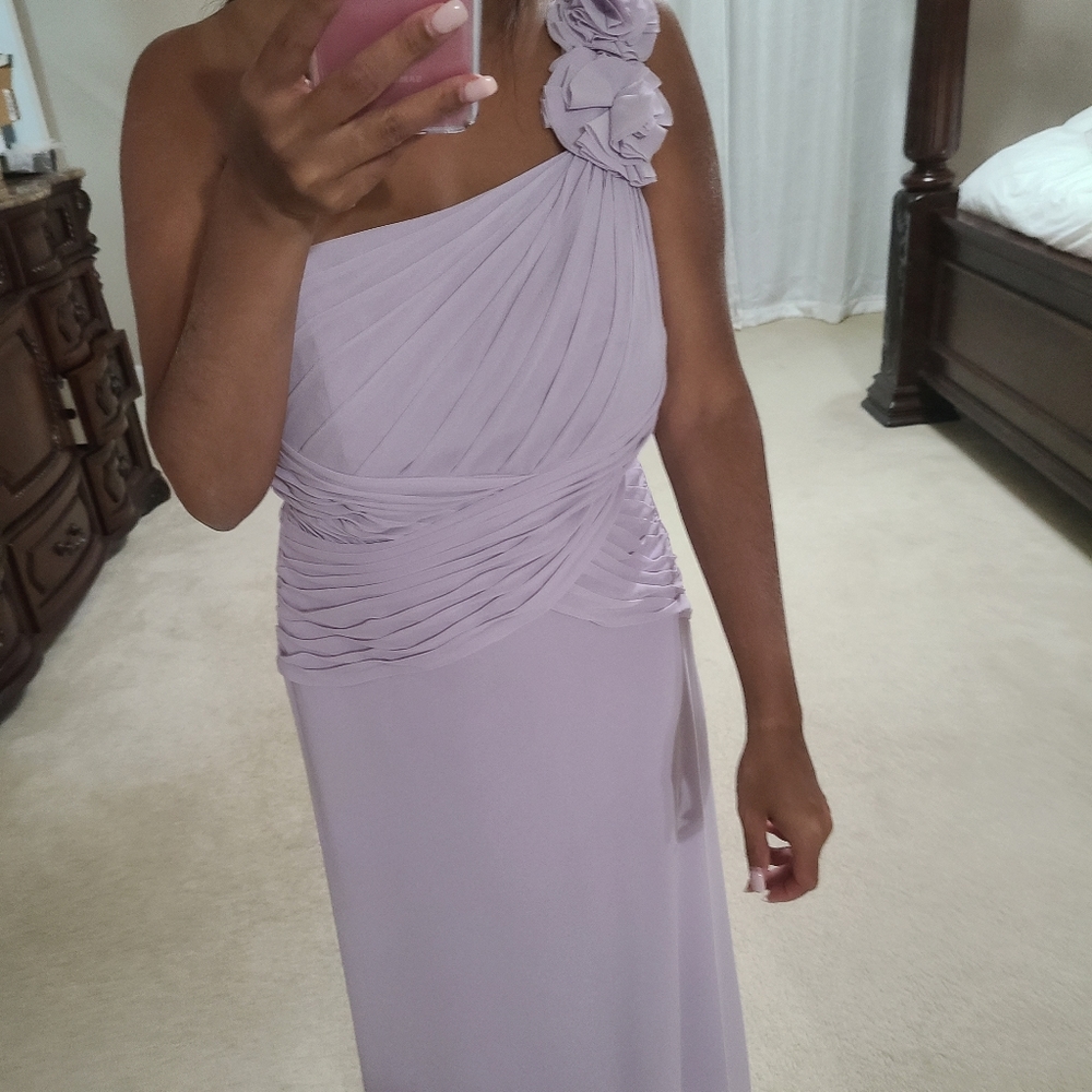 Dress - Picture 6 of 7